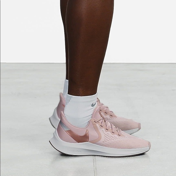 New Nike Women’s Air Zoom Winflo 6 Rose Gold - Picture 6 of 7